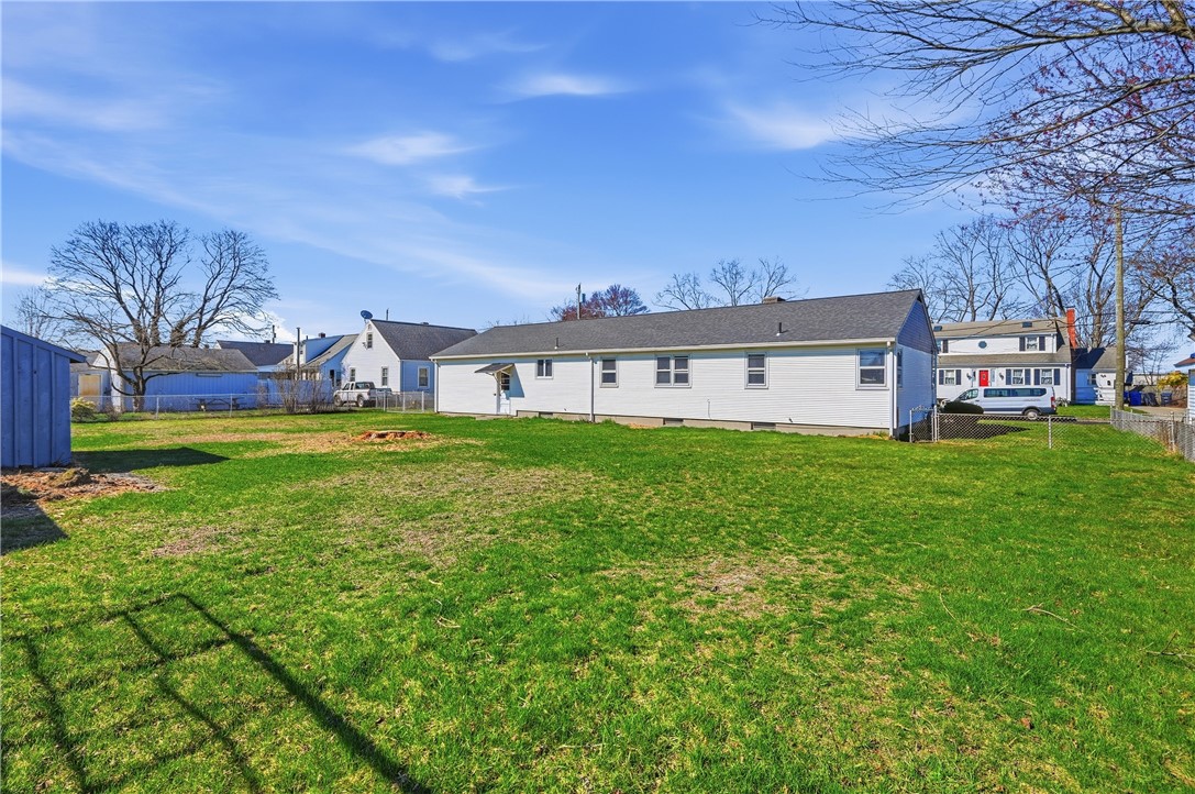 20 Dean Street Pawtucket, RI 02861 - Photo 37 of 40