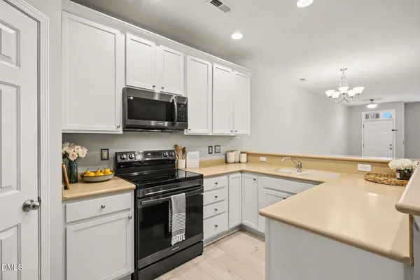 $320,000 | 3634 Olympia Drive, Raleigh, NC 27603