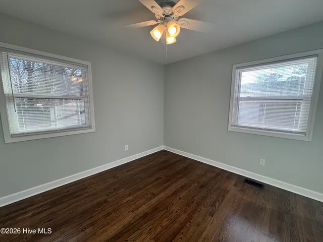 $1,350 | 142 Cardinal Road, Jacksonville, NC 28546