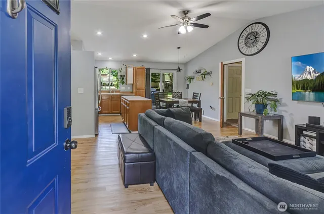 $400,000 | 52 East Moore Street, Port Hadlock, WA 98339