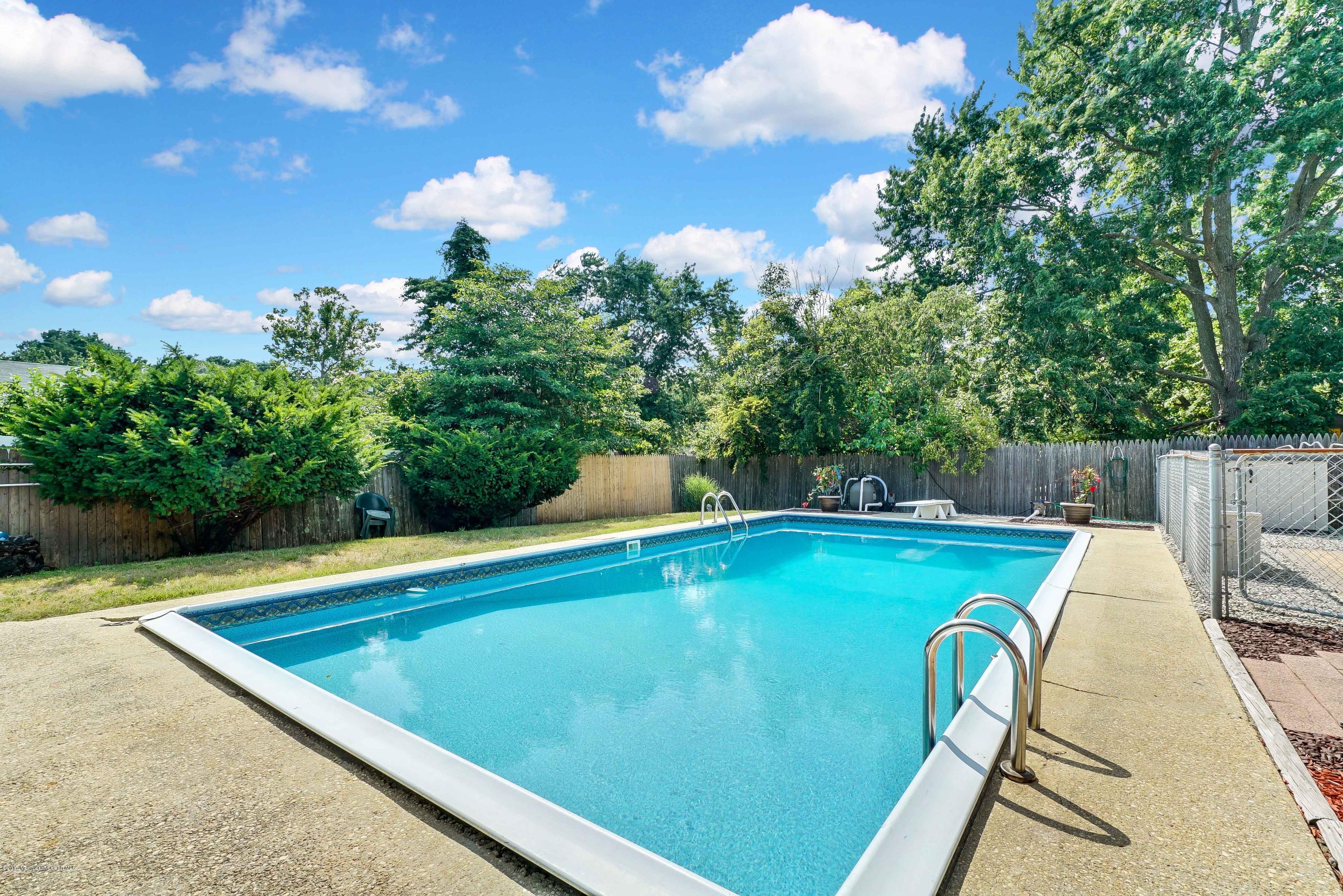 333 Lockheed Road Brick, NJ 08723 - Photo 25 of 29 Pool 1