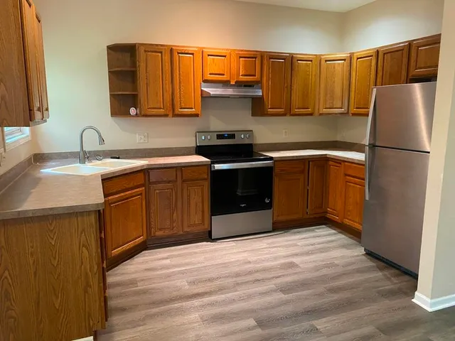 $2,000 | 350 South Cottage Street, Whitewater, WI 53190