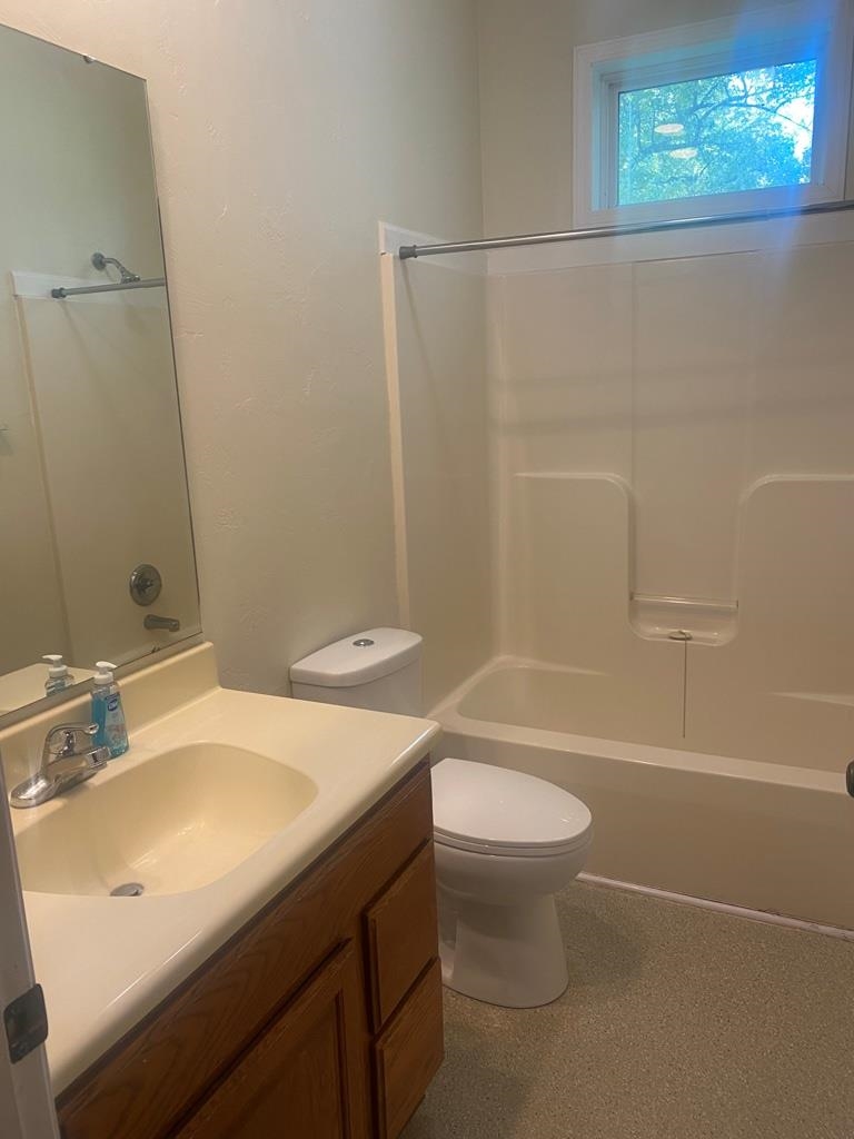 350 South Cottage Street Whitewater, WI 53190 - Photo 4 of 9