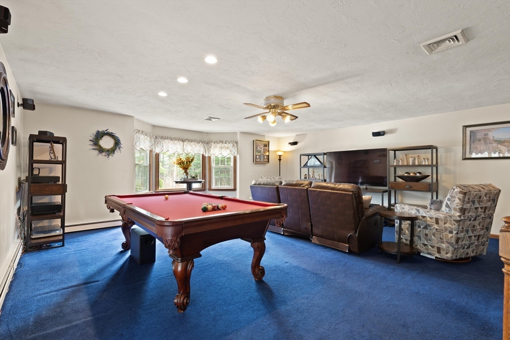 35 Meadowbrook Road Wrentham, MA 02093 - Photo 20 of 41