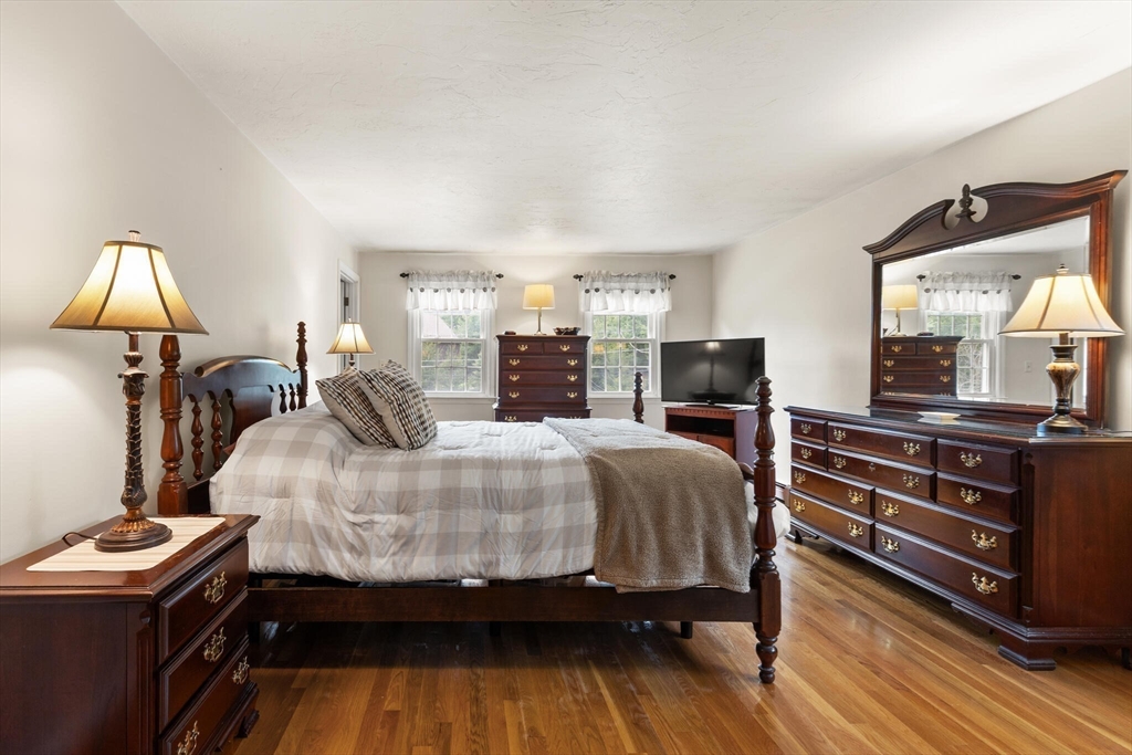 35 Meadowbrook Road Wrentham, MA 02093 - Photo 27 of 41