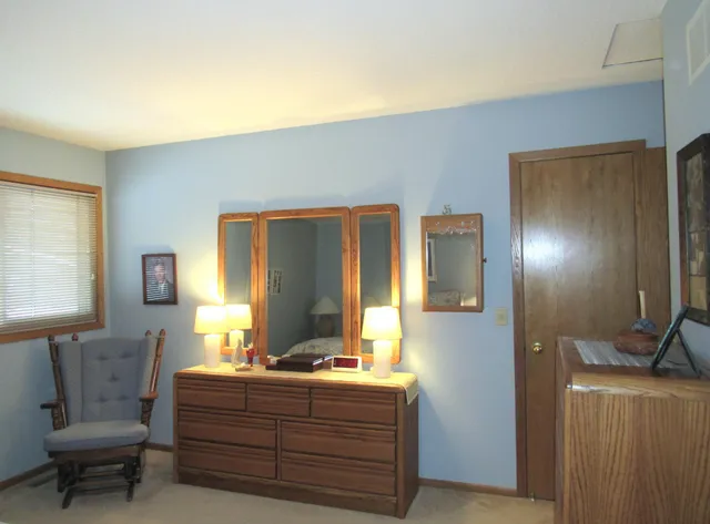 $350,000 | 15157 Patricia Court, Eden Prairie, MN 55346