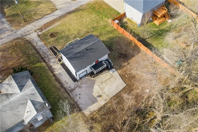 $242,500 | 7101 Willow Avenue, Raytown, MO 64133