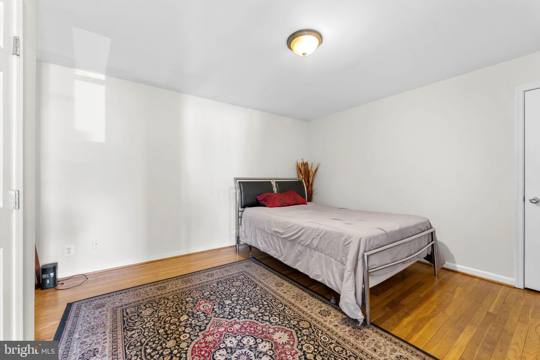 9207 4th Street Lanham, MD 20706 - Photo 15 of 37 Bedroom