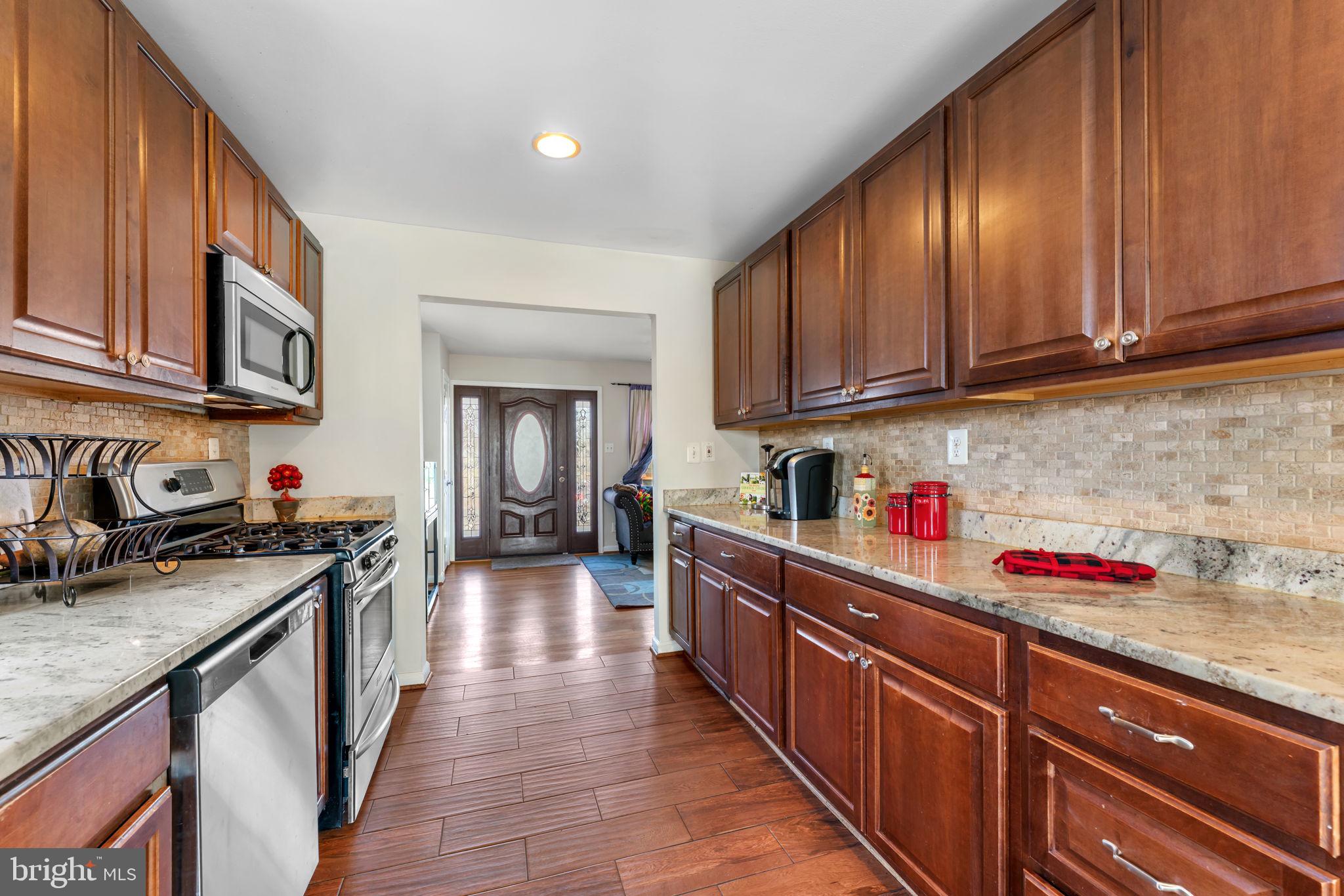 9207 4th Street Lanham, MD 20706 - Photo 7 of 37 Gallery Image 7