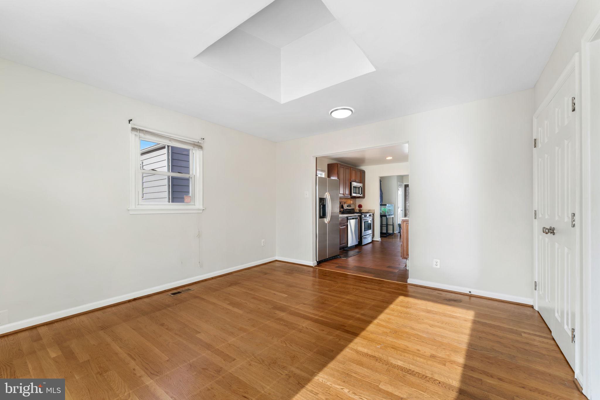 9207 4th Street Lanham, MD 20706 - Photo 10 of 37 Gallery Image 10