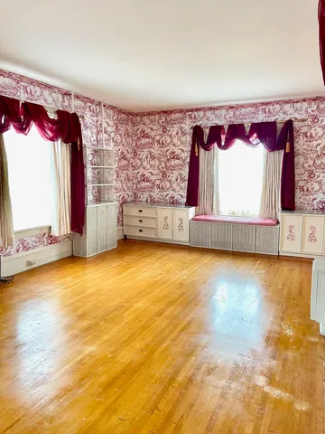 $749,900 | 124 North 24th Avenue East, Duluth, MN 55812