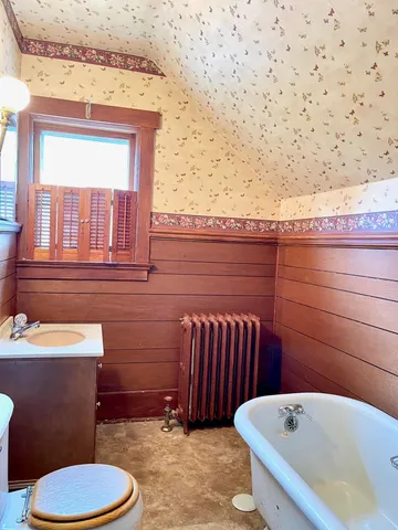 $749,900 | 124 North 24th Avenue East, Duluth, MN 55812