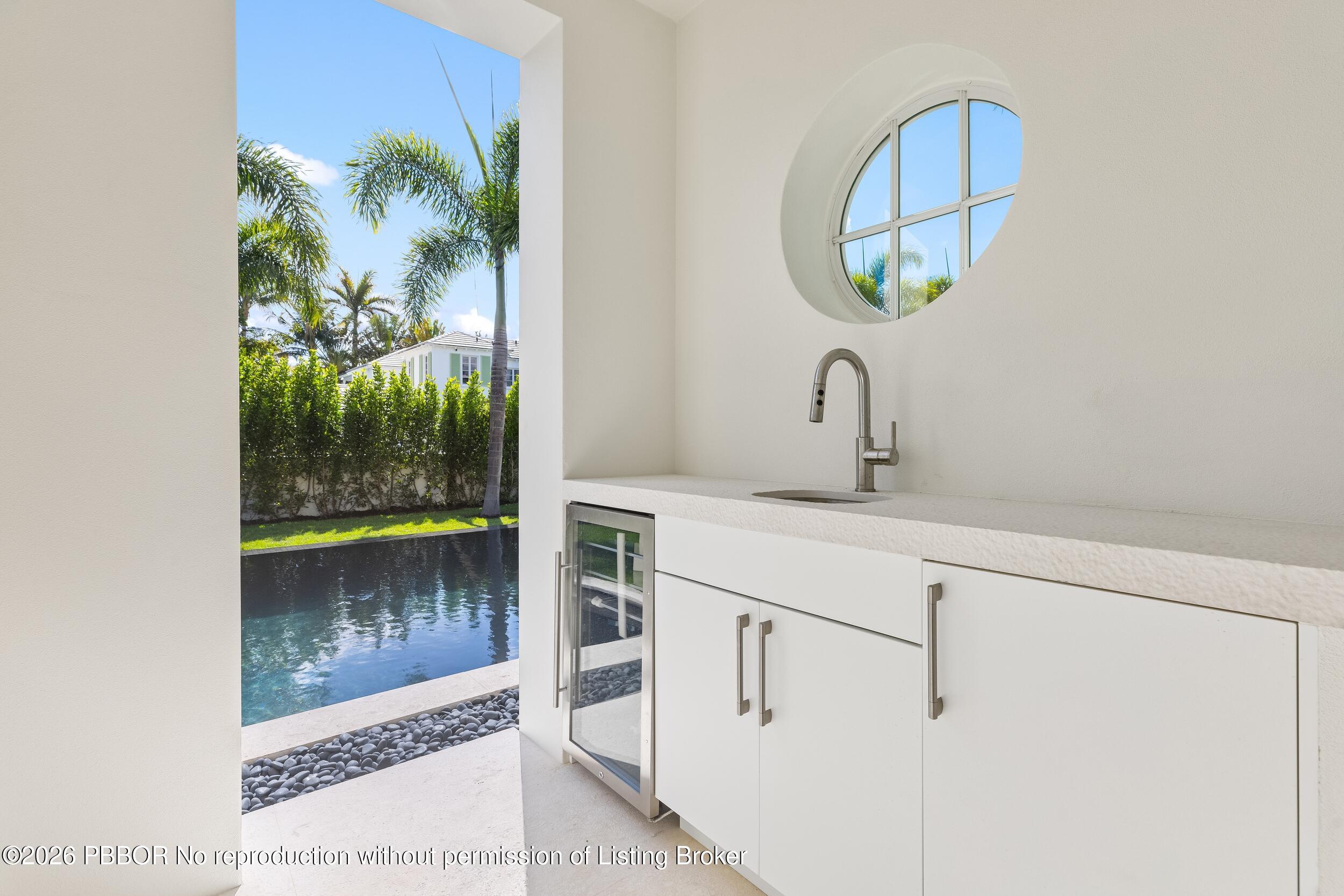 301 Plantation Road Palm Beach, FL 33480 - Photo 42 of 84 Cabana Wet Bar to Pool