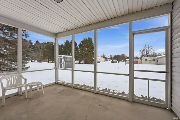 $230,000 | 2105 Oakwood Drive, Warsaw, IN 46580