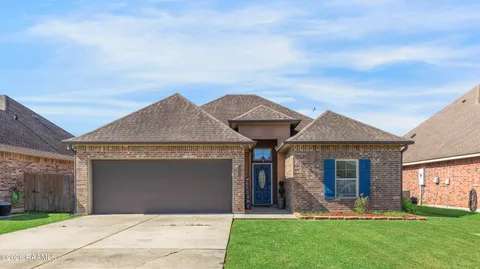 $249,900 | 312 Clay Ridge Drive, Youngsville, LA 70592