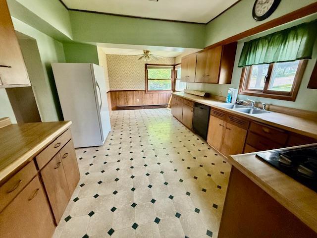 409 North Maple Street Mabel, MN 55954 - Photo 7 of 14