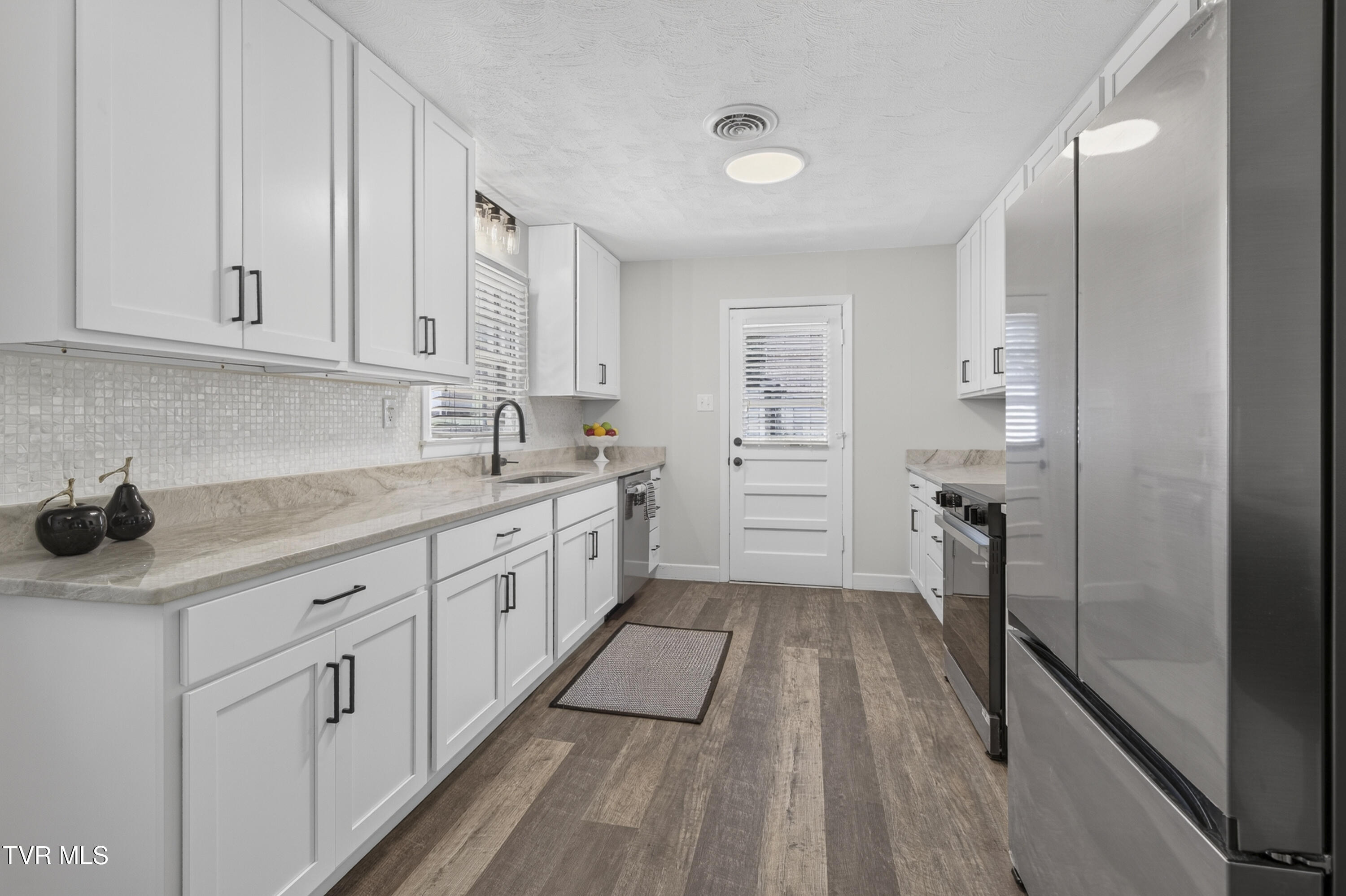 302 Seminole Road Bristol, VA 24201 - Photo 17 of 50 302-Seminole-Rd-13