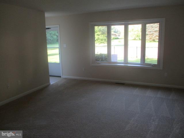 1707 Fairmount Road Hampstead, MD 21074 - Photo 2 of 15 View
