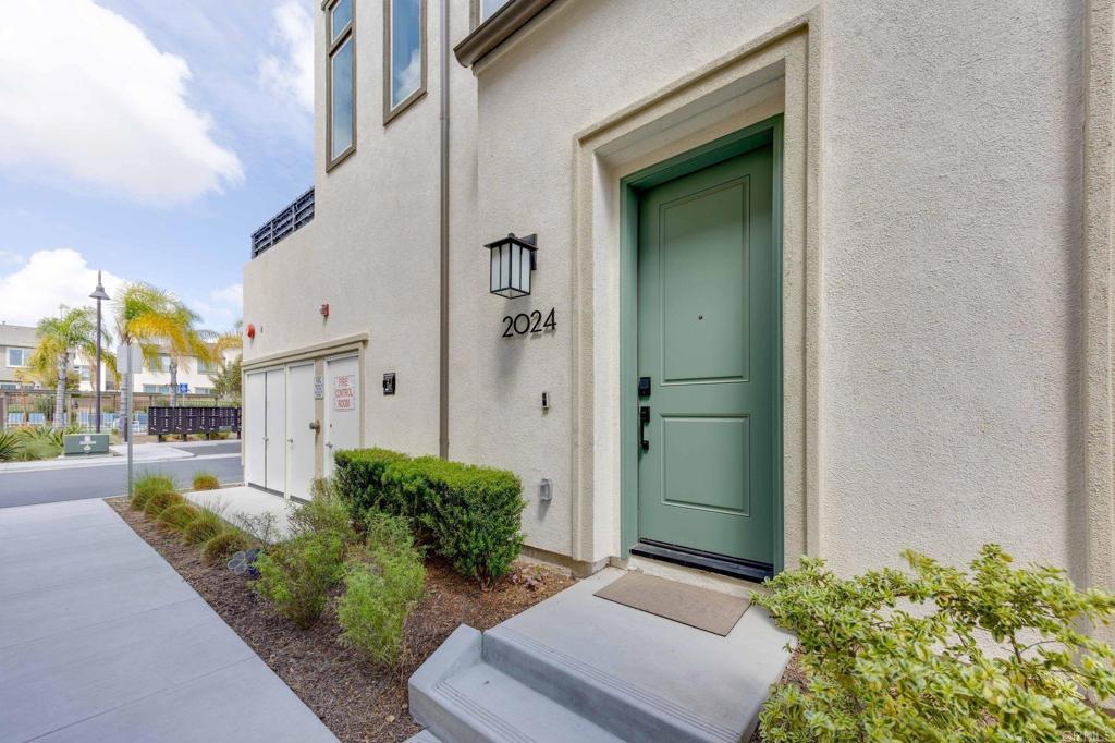 2024 Via Roma Chula Vista, CA 91913 - Photo 2 of 49