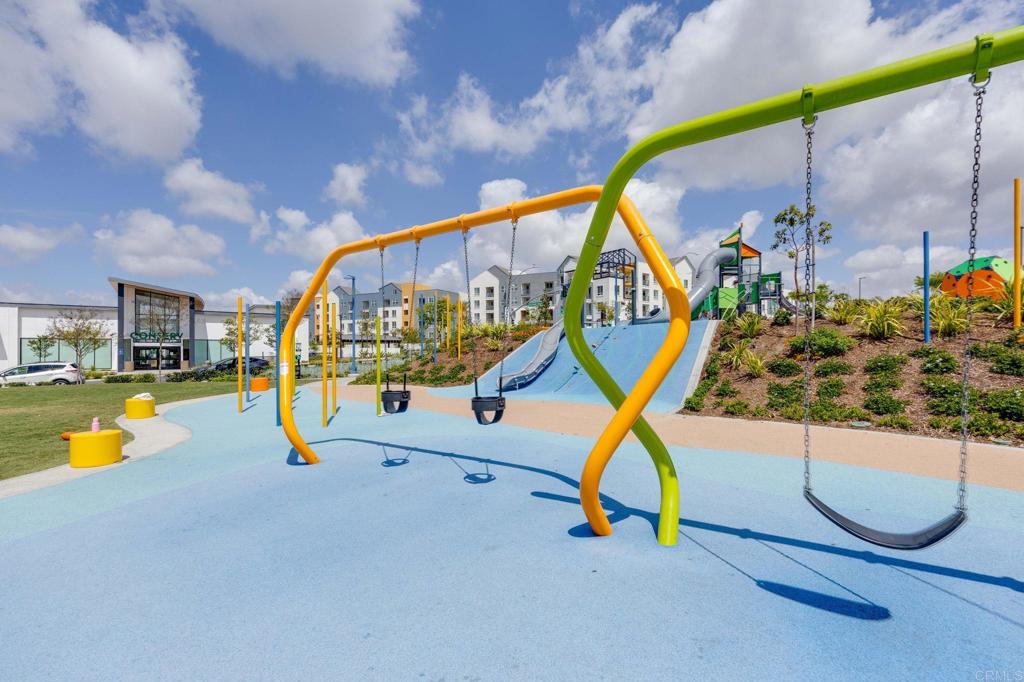 2024 Via Roma Chula Vista, CA 91913 - Photo 33 of 49