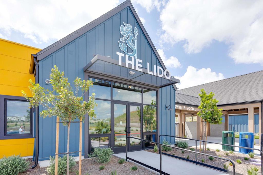 2024 Via Roma Chula Vista, CA 91913 - Photo 42 of 49