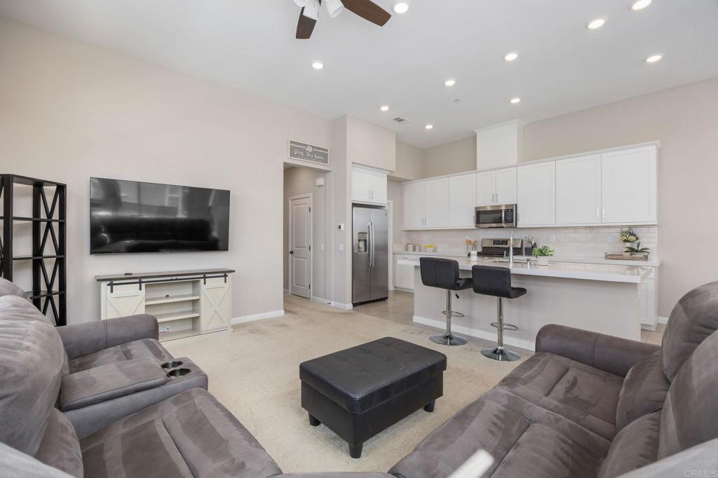 2024 Via Roma Chula Vista, CA 91913 - Photo 7 of 49