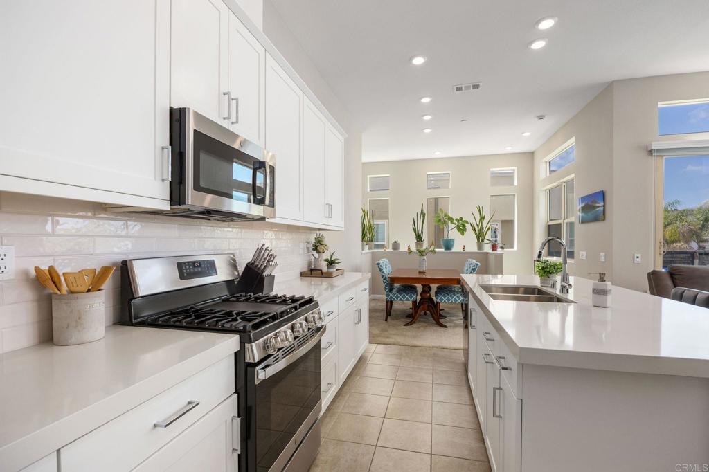 2024 Via Roma Chula Vista, CA 91913 - Photo 9 of 49