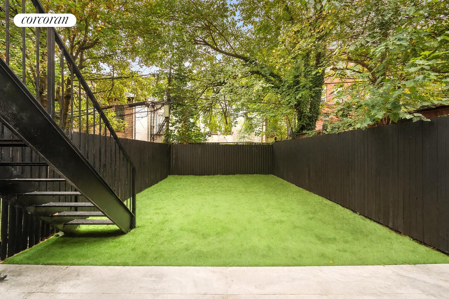 942 Putnam Avenue Brooklyn, NY 11221 - Photo 7 of 18