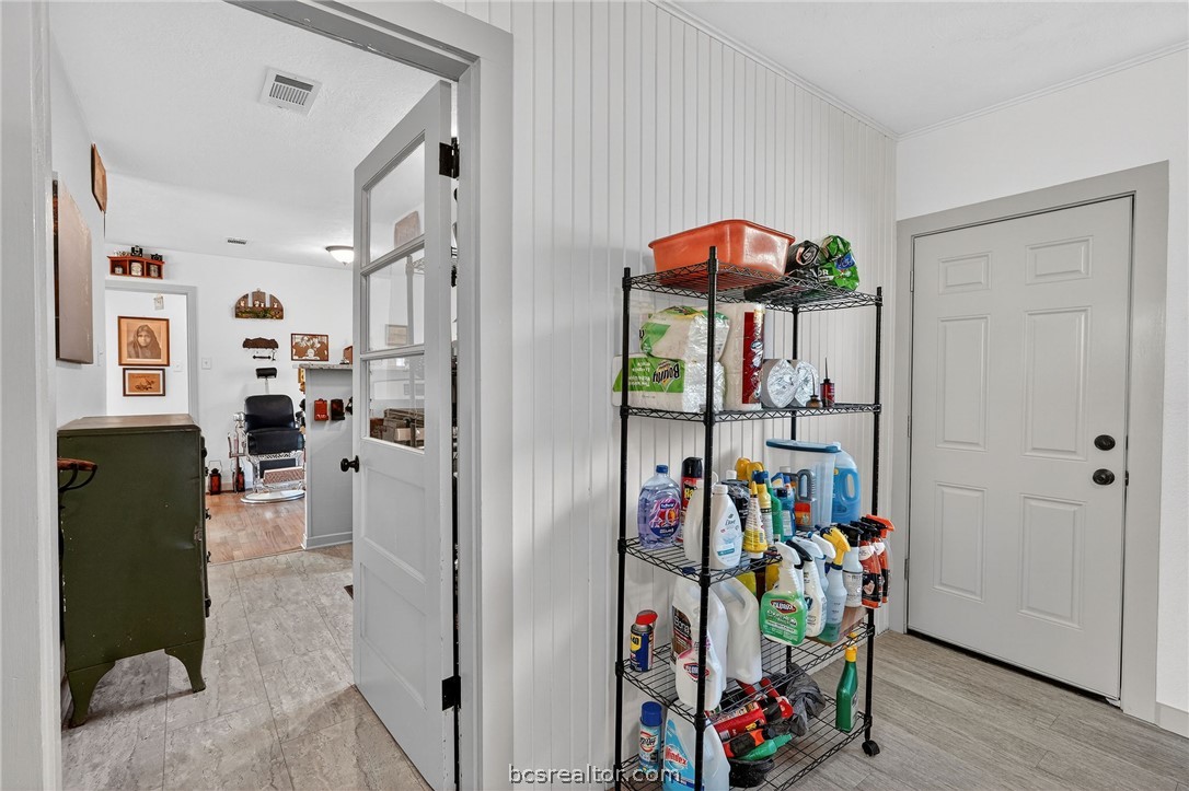 1505 Burt Street Bryan, TX 77802 - Photo 10 of 28