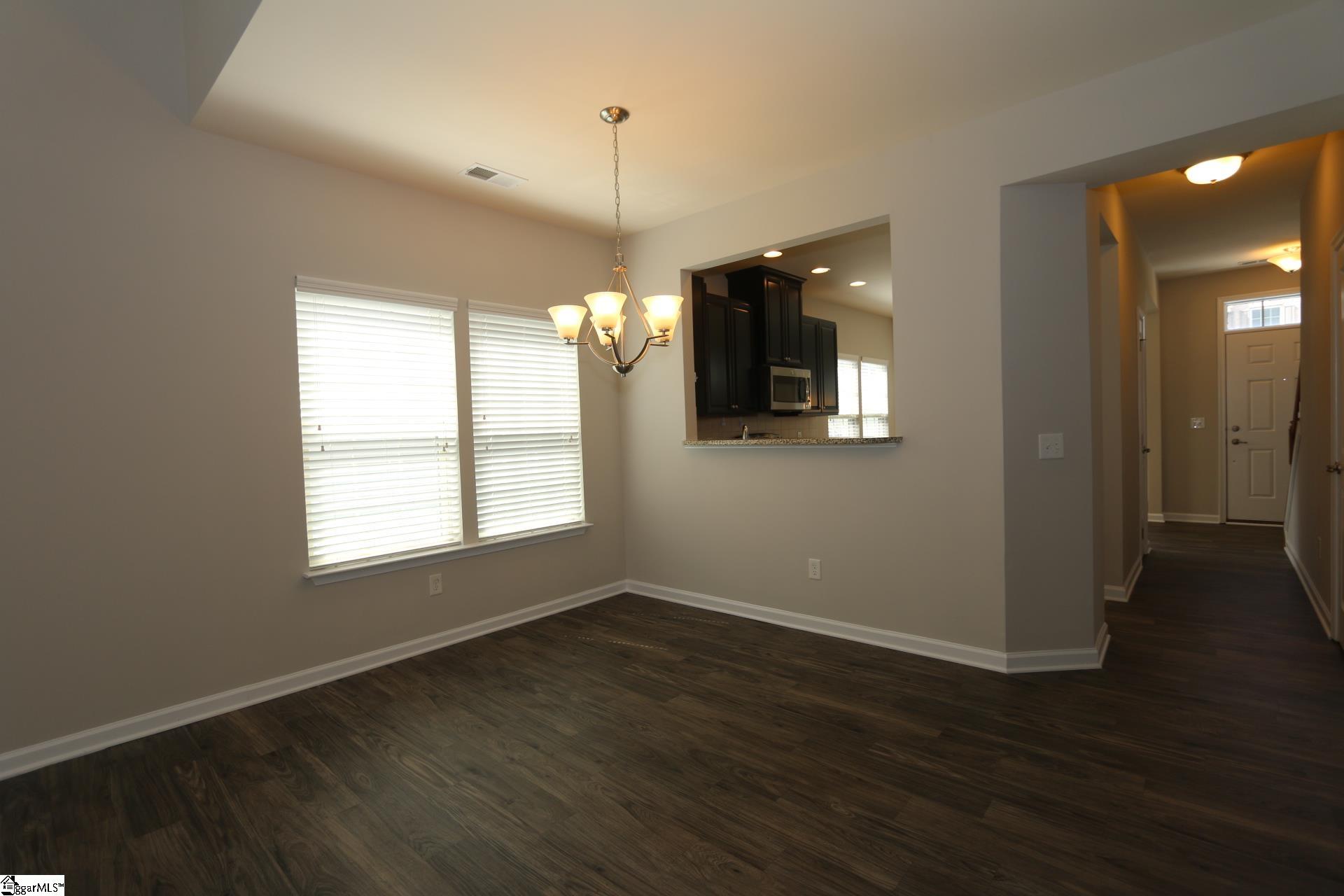18 Fairchild Way Greenville, SC 29607 - Photo 5 of 19 Gallery Image 5