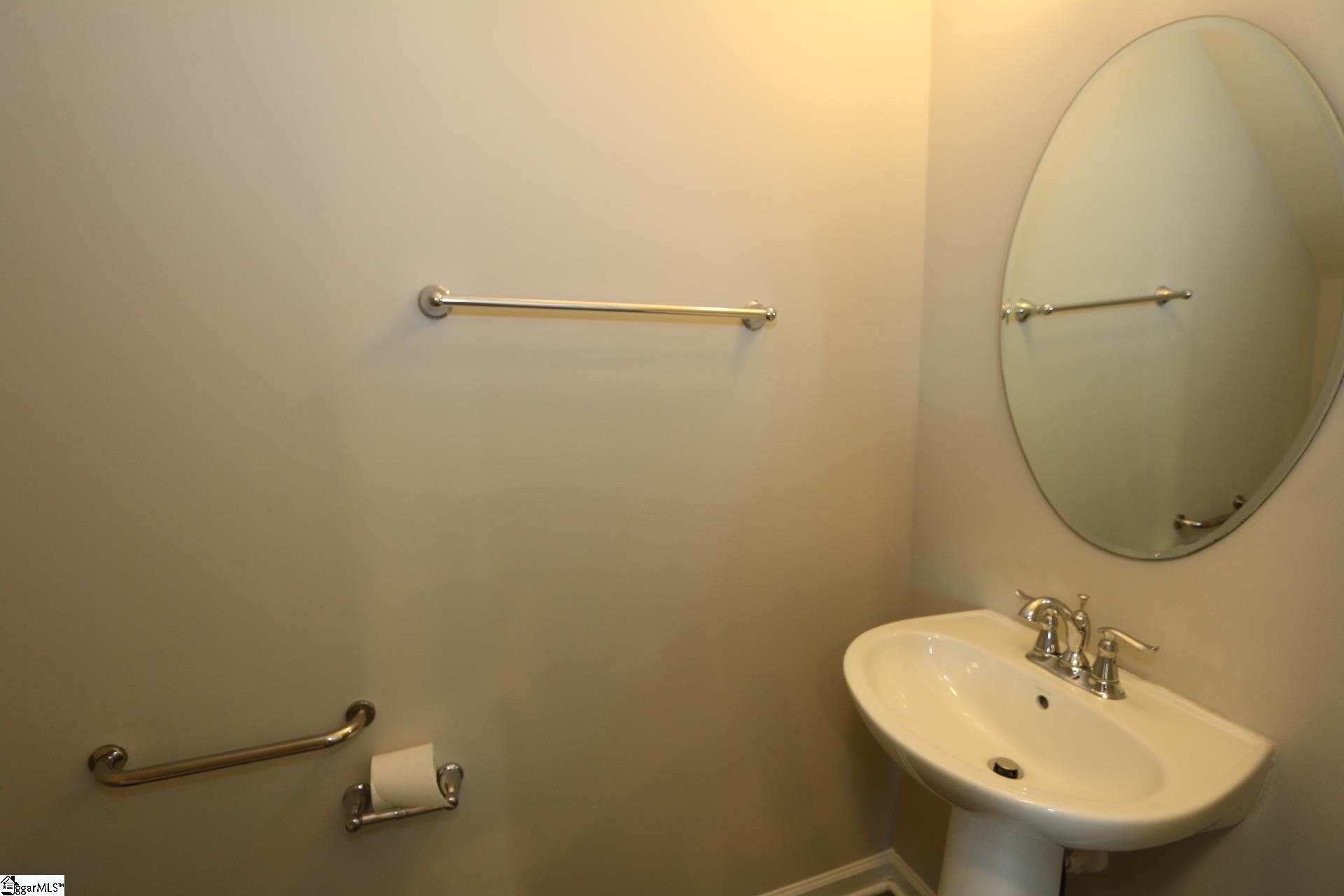 18 Fairchild Way Greenville, SC 29607 - Photo 6 of 19 Gallery Image 6