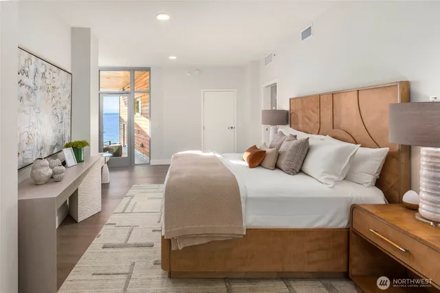 $3,499,000 | 1250 Alki Avenue Southwest, Unit PHA, Seattle, WA 98116