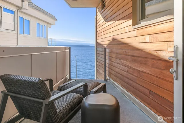 $3,499,000 | 1250 Alki Avenue Southwest, Unit PHA, Seattle, WA 98116