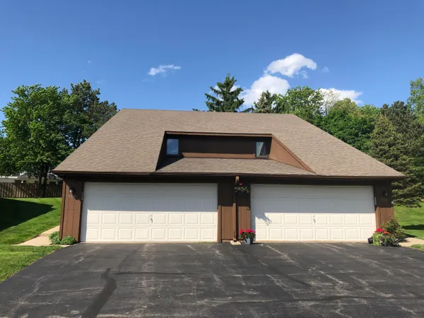 $299,900 | 599 Echo Court, Saline, MI 48176