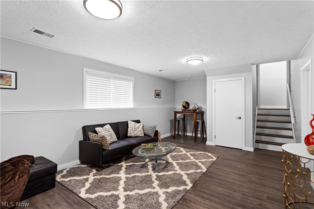 1179 Monarch Road Cleveland, OH 44121 - Photo 27 of 35 Gallery Image 27