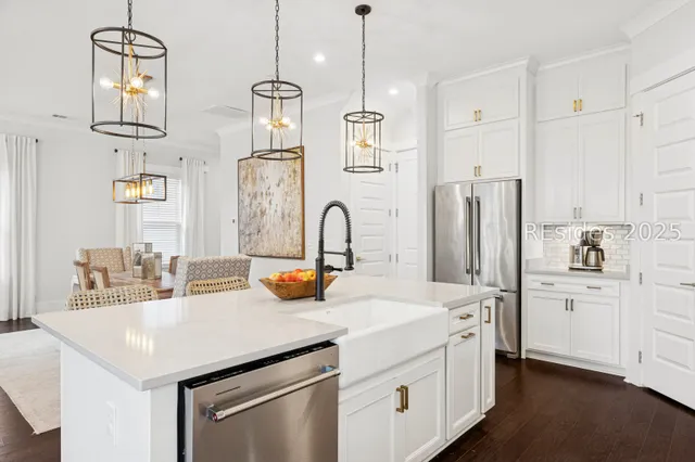 $749,000 | 18 Ivory Elm Stroll, Bluffton, SC 29910