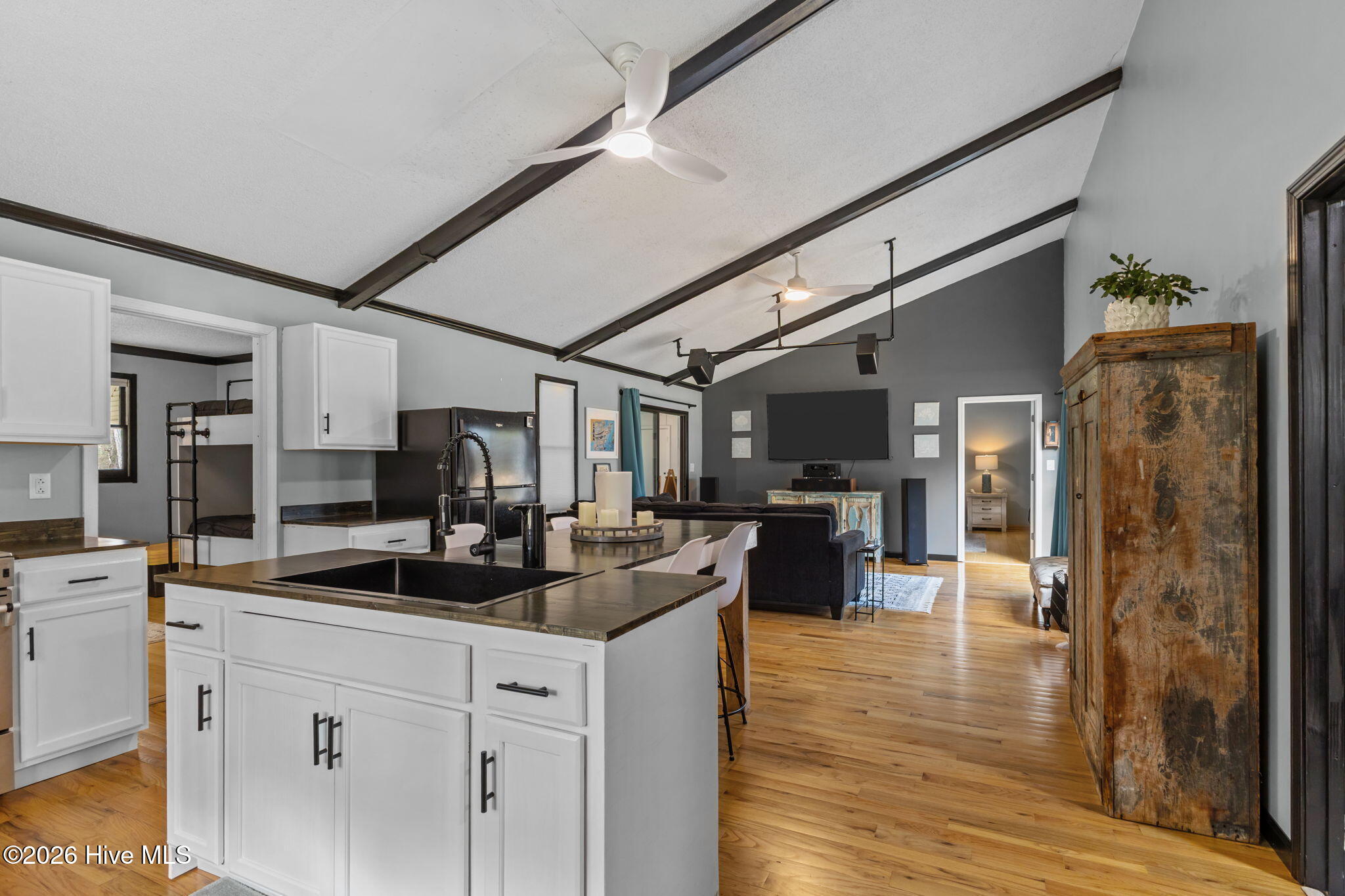 257 Crows Nest Road Beaufort, NC 28516 - Photo 9 of 46 18-web-or-mls-1S3A2763