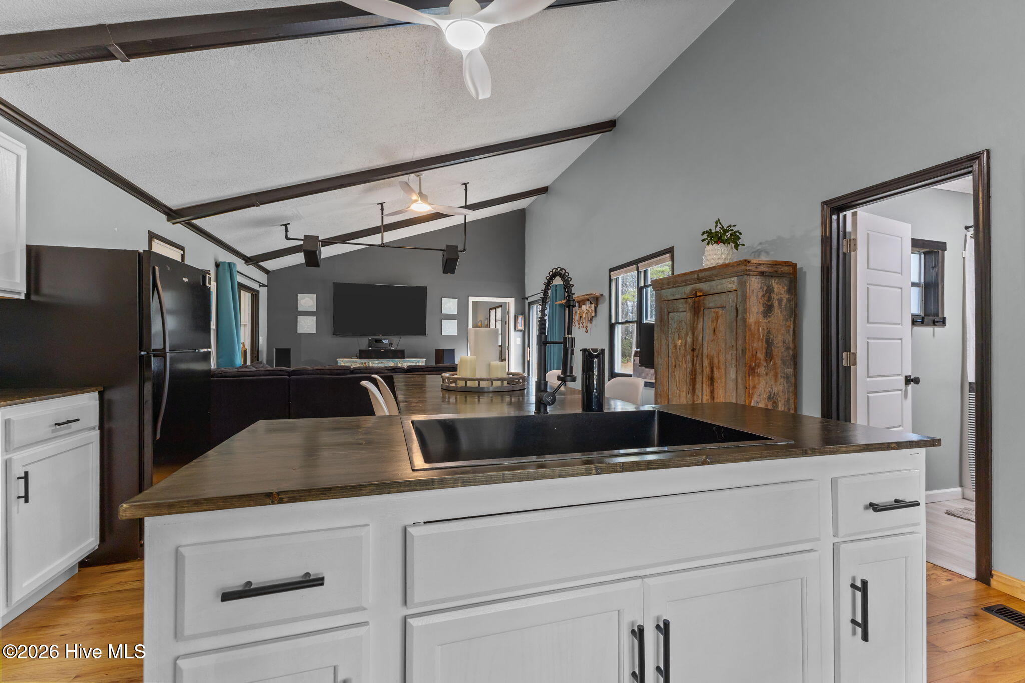 257 Crows Nest Road Beaufort, NC 28516 - Photo 10 of 46 19-web-or-mls-1S3A2766