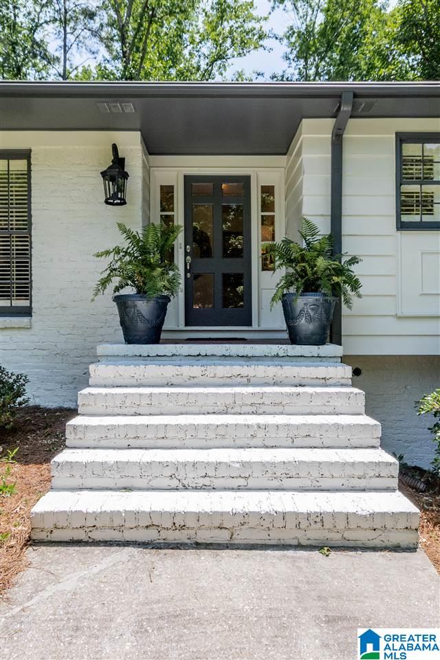 1309 Willoughby Road Birmingham, AL 35216 - Photo 3 of 46