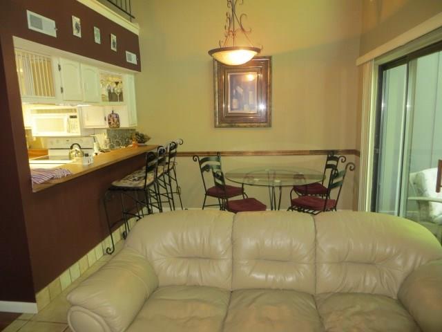 9022 South Pointe Ridge Lane, Unit 12 Bloomington, IN 47401 - Photo 7 of 18