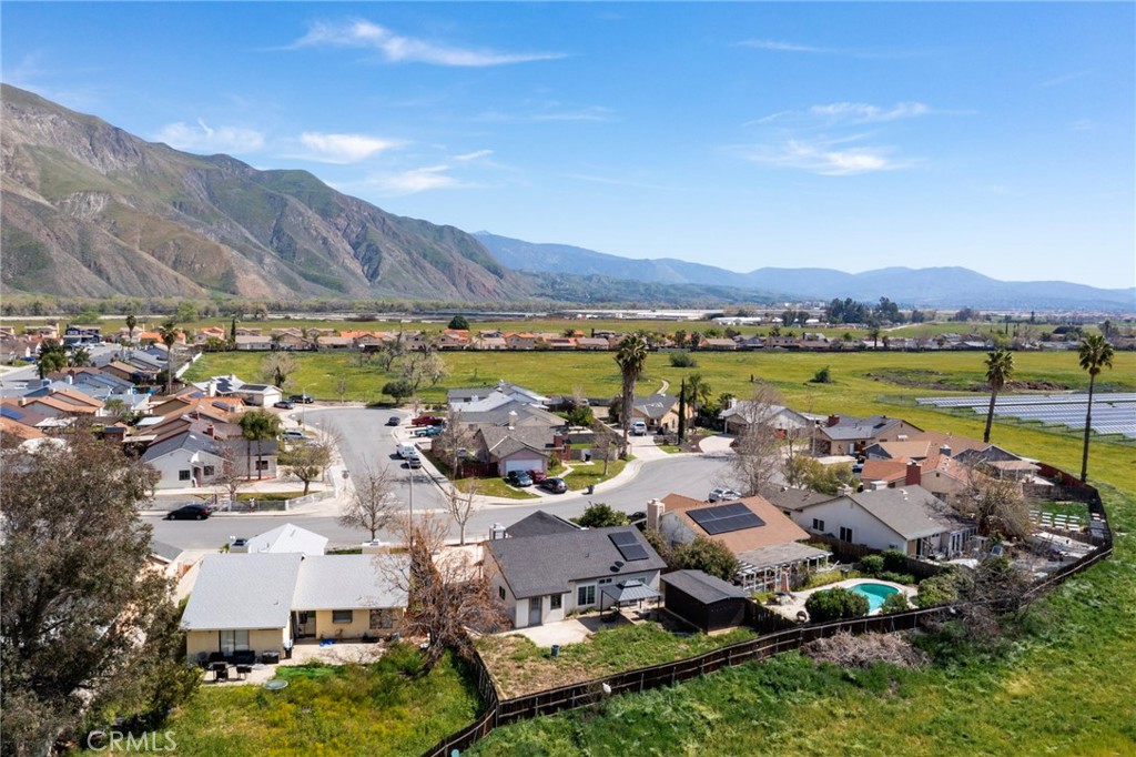 1738 The Willows Road San Jacinto, CA 92583 - Photo 8 of 34 a view of a city with lake view