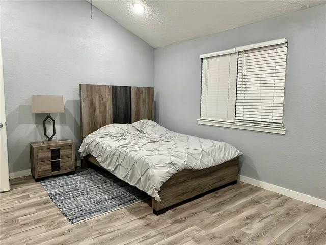 $1,800 | 7114 Golden Dale Court, Cypress, TX 77433