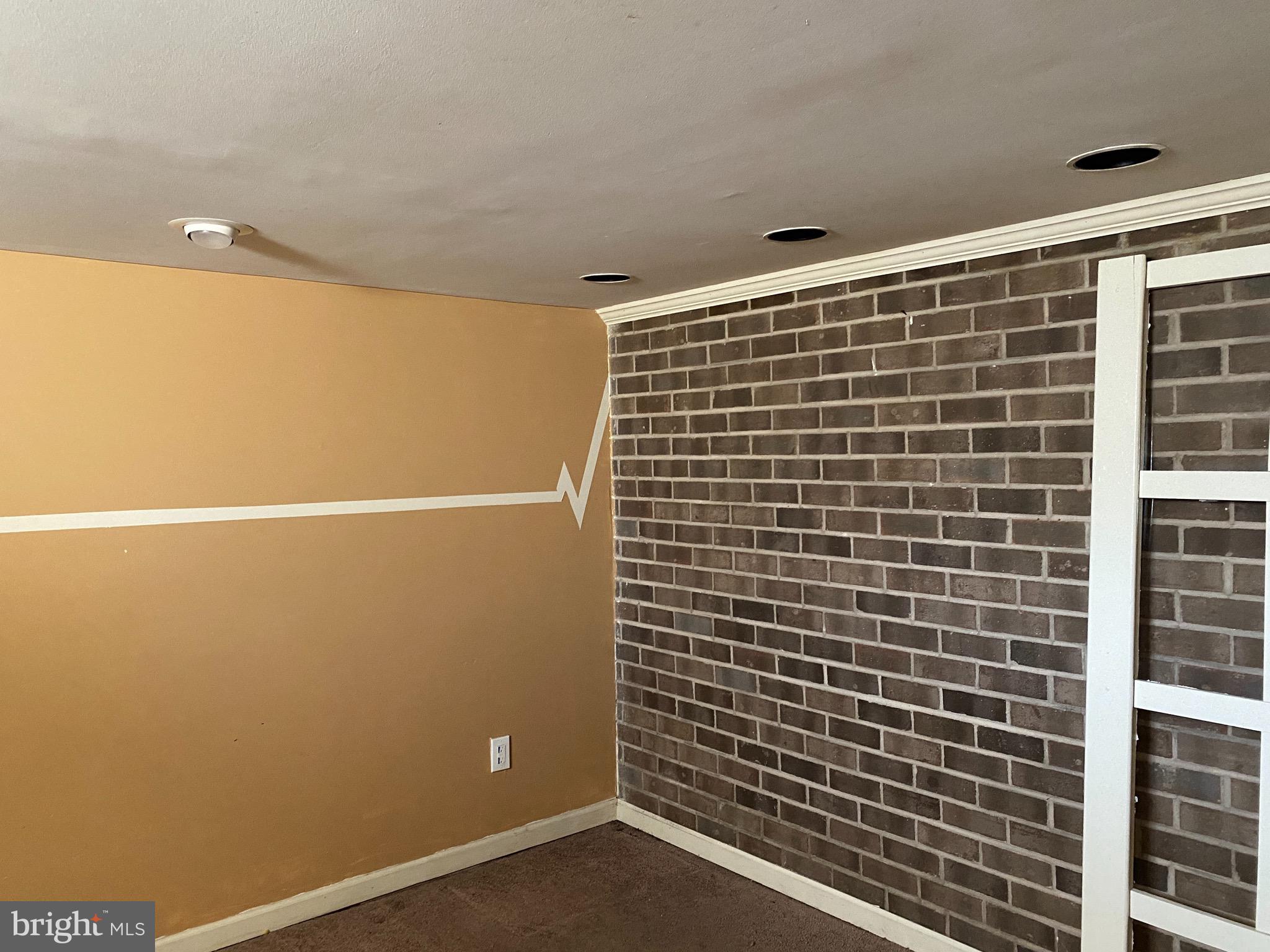 21 Winthrop Road Darby, PA 19023 - Photo 7 of 13 Gallery Image 7