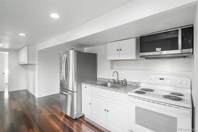 $599,000 | 2067 South Salida Street, Aurora, CO 80013