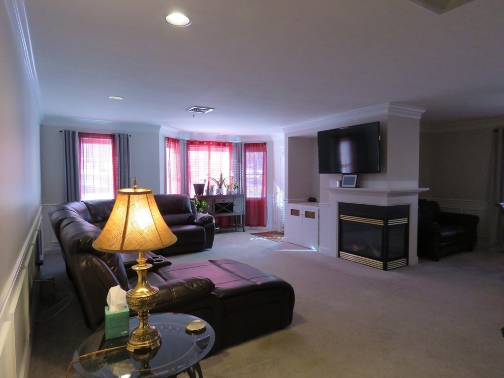 5 Mission Road, Unit 107 Chelmsford, MA 01863 - Photo 4 of 31 Gallery Image 4