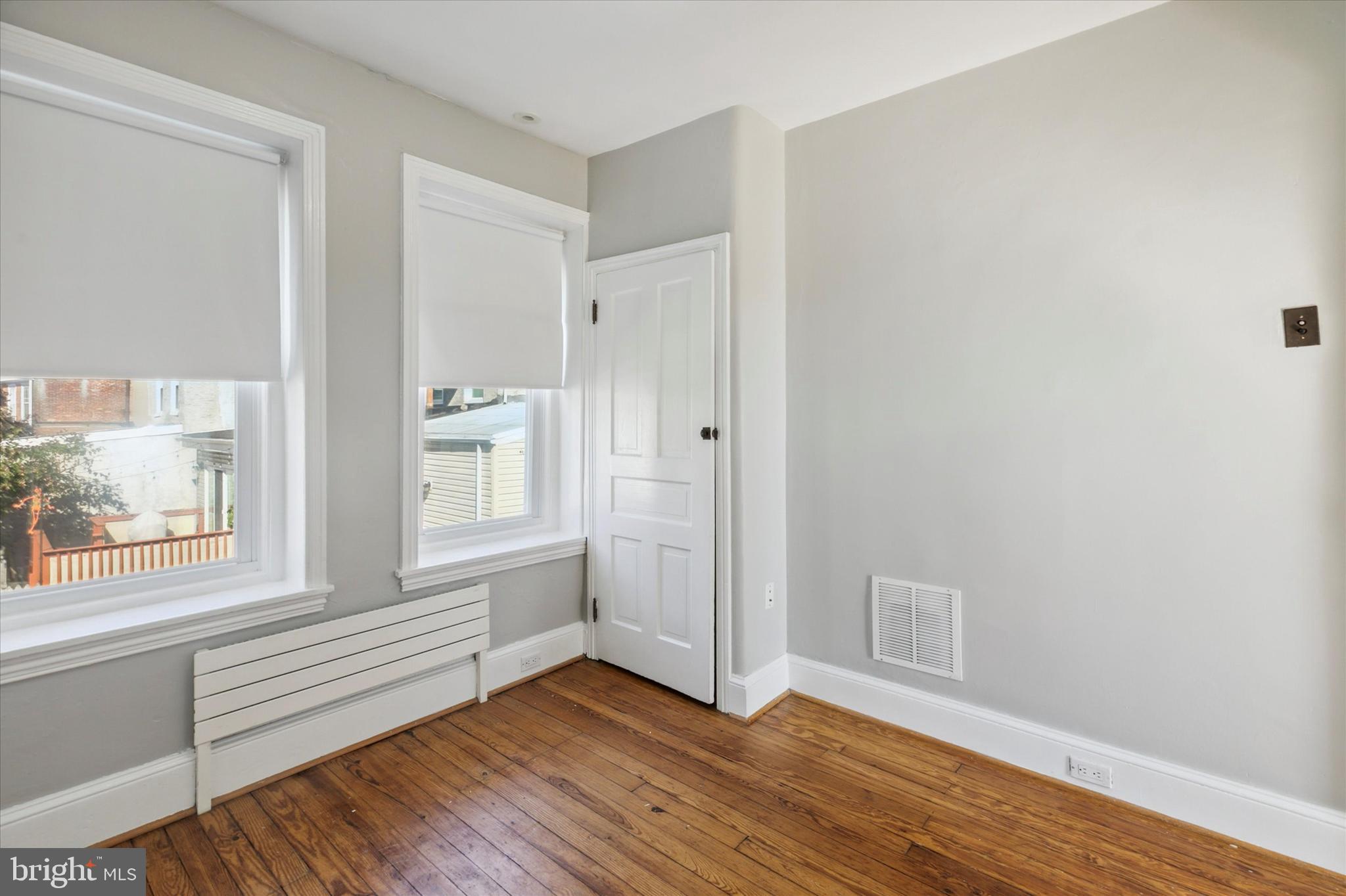 224 Carson Street Philadelphia, PA 19127 - Photo 18 of 28 Bedroom #2