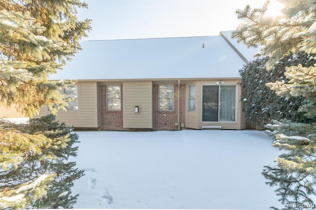22460 Timber Ridge Court Woodhaven, MI 48183 - Photo 22 of 26