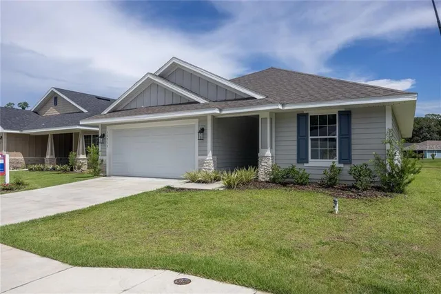 $347,400 | 13711 Northwest 150th Place, Alachua, FL 32615