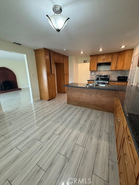 4486 Santee Place Riverside, CA 92504 - Photo 5 of 29