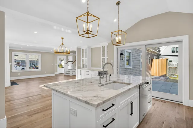 $2,650,000 | 146 Scudder Road, Osterville, MA 02655